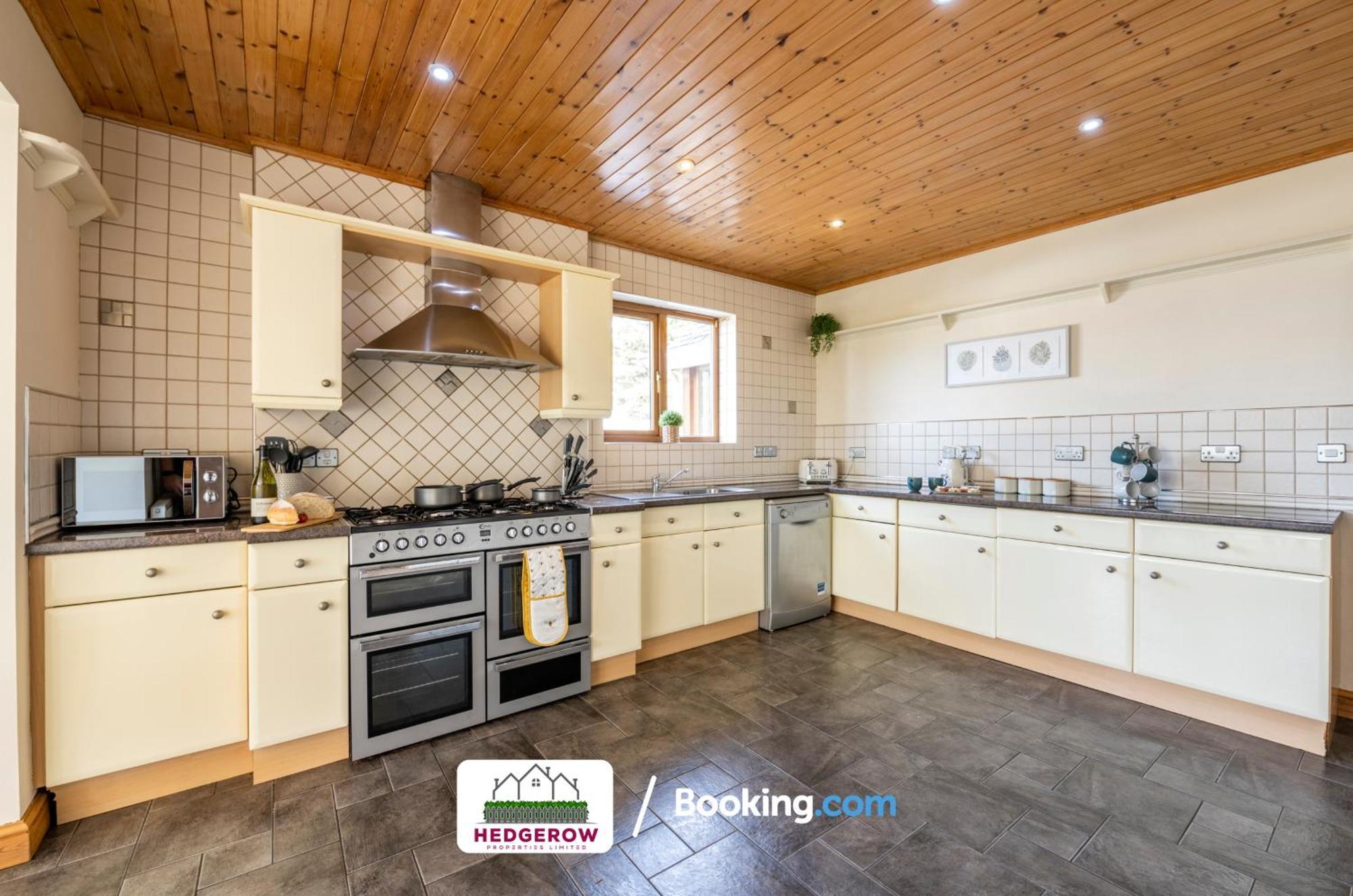 Last-Minute Specials L Don'T Wait ! Book Today For 13 Gorgeous 5 Bed Truro Retreat By Hedgerow Dış mekan fotoğraf